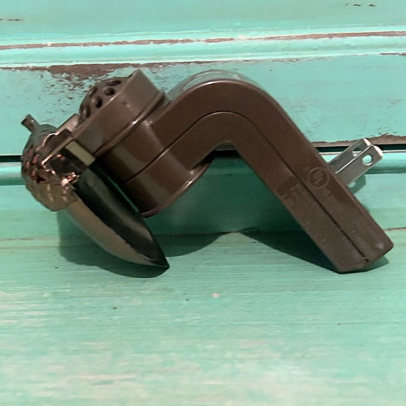 Bath and Body Works Fall Autumn Acorn Wallflower Plug - Picture 7 of 10